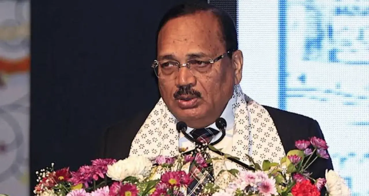 CJI सूर्यकांत की अदालत में 'मेंशनिंग' का लाइव प्रसारण बंद, 2 नवंबर से वरिष्ठ वकीलों पर लगेगी नई पाबंदी