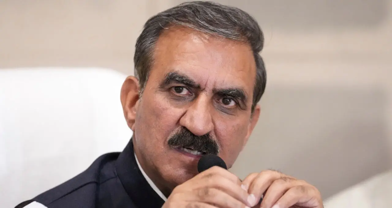 सरकारी अस्पताल में CM सुक्खू की शुगर रिपोर्ट गलत, 15 साल पुरानी मशीनें बदलने के आदेश
