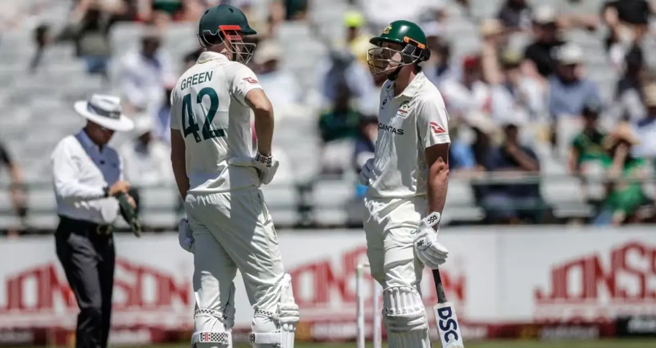 AUS vs SA Test: दूसरे दिन ऑस्ट्रेलिया को मिली बढ़त, इंग्लिस-कैरी चमके
