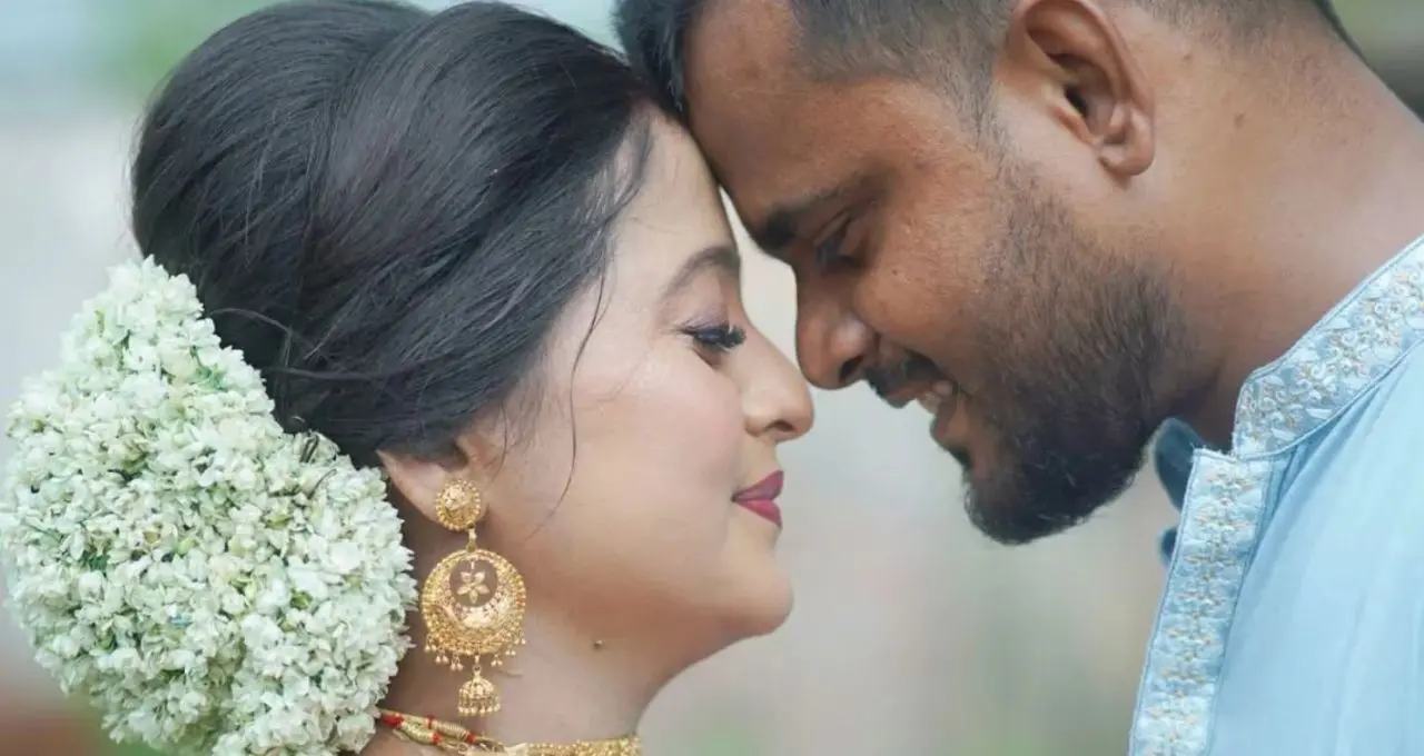 Anushree Biswas: দ্বিতীয় সন্তান জন্মের পর ICU-তে অনুশ্রী বিশ্বাস! কে এই জনপ্রিয় বাঙালি ইনফ্লুয়েন্সার, কী ধরনের ভিডিও বানান তিনি?