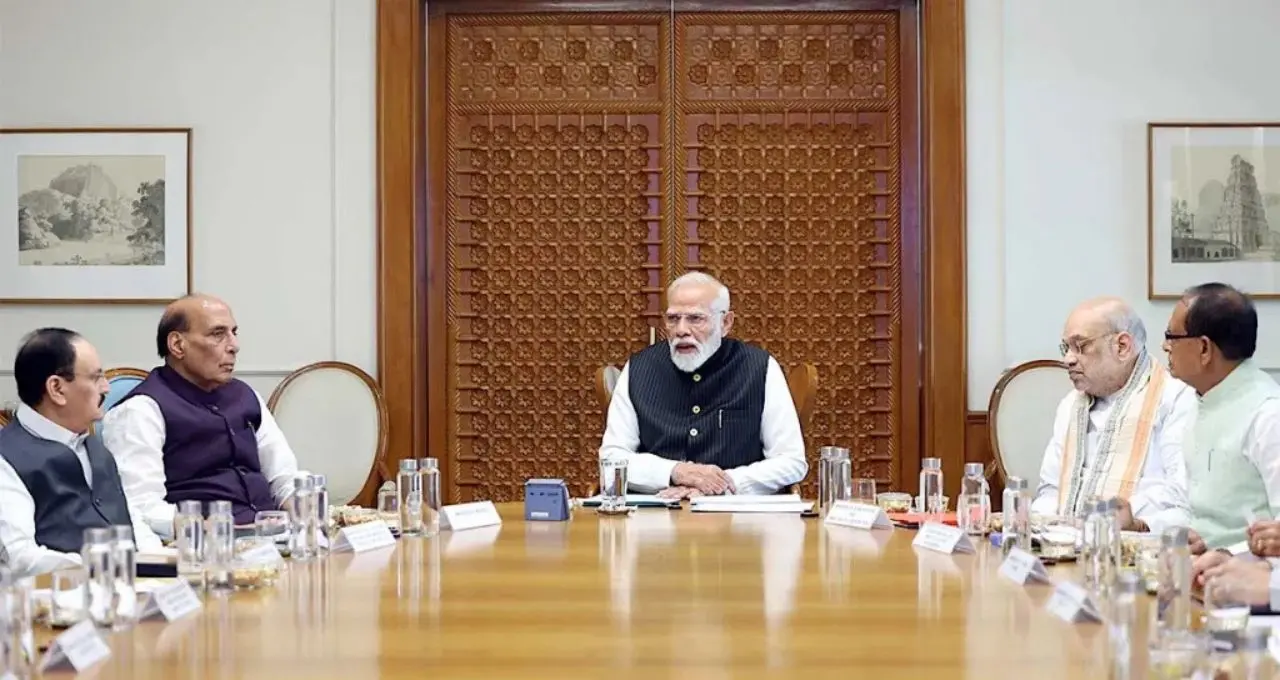 PM Modi PRAGATI Meeting: रेलवे, फार्मा और एकता मॉल पर जोर, 16 हजार करोड़ की परियोजनाओं पर हुई चर्चा