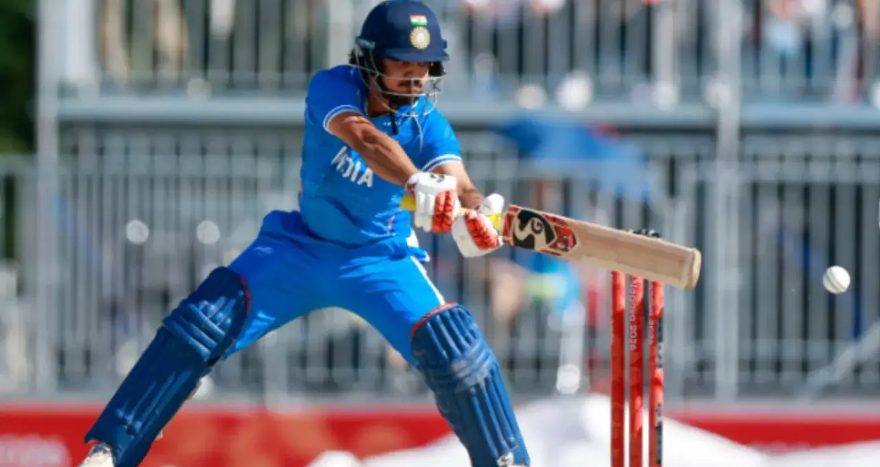 IND vs NZ 4th T20: ১৯ বলে ৪৫ রান করেও বাদ পড়তে পারেন বৈভব সূর্যবংশী! ঈশান কিষাণের প্রত্যাবর্তনেই কি কাটবে ‘বস বেবি’র সুযোগ?
