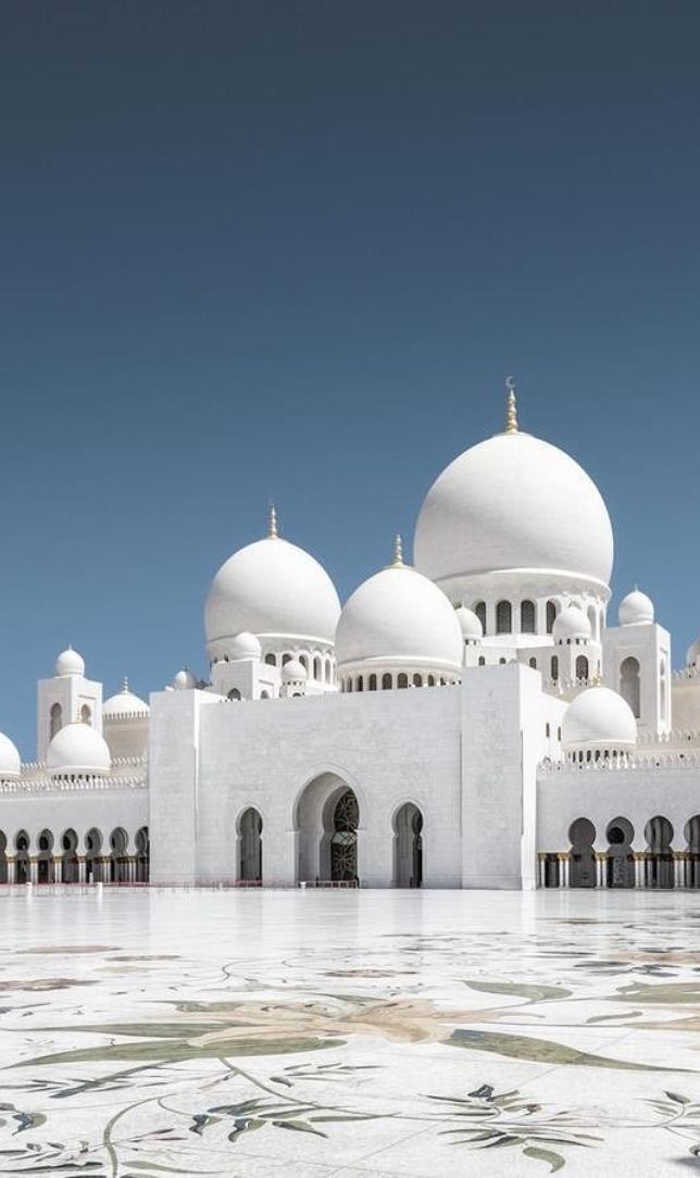 शेख जायद ग्रैंड मस्जिद, अबू धाबी ताजमहल की तरह दिखता है ये टूरिस्ट प्लेस