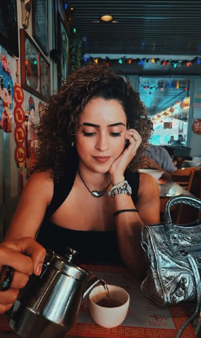 जापान में Sanya Malhotra का स्टाइलिश वेकेशन, स्ट्रीट फूड से फैशन तक छाईं एक्ट्रेस