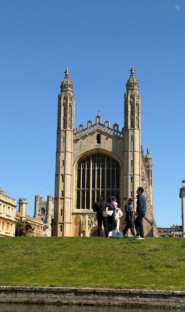 भारत के Top 7 University Cities, जहां पढ़ाई के लिए पहुंचते हैं लाखों छात्र